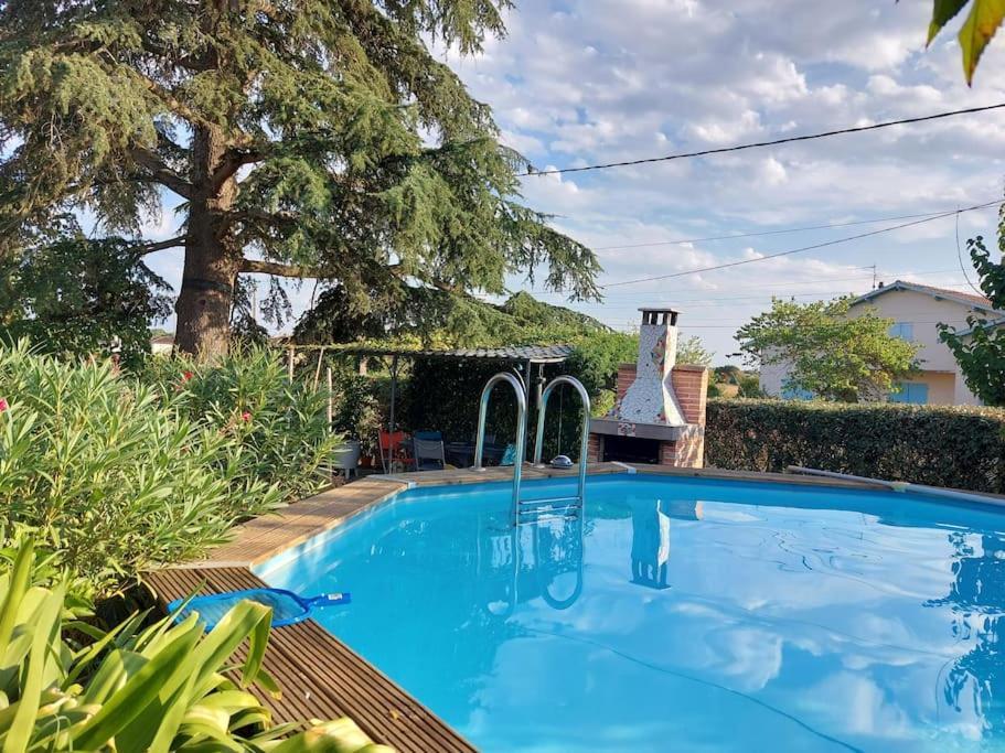 Villa De Charme Avec Piscine Saint-Jory Extérieur photo